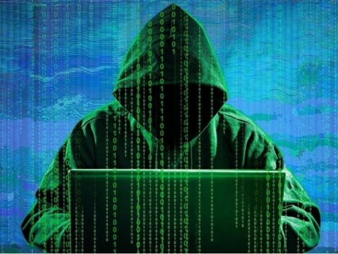 Azərbaycanda yeni kiberdələduzluq - Valideynlərdən pul alırlar