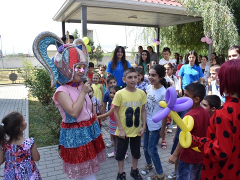 Heydər Əliyev Fondu xüsusi qayğıya ehtiyacı olan uşaqları sevindirdi