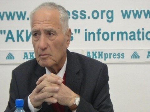 Çingiz Aytmatovun qardaşı vəfat etdi