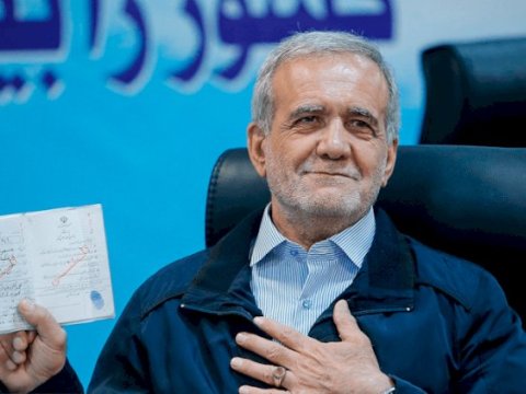 Pezeşkian İranda Azərbaycan dilli məktəblər aça bilsə... - ŞƏRH