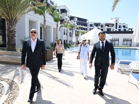 Prezident və birinci xanım&nbsp;hotelin açılışında - FOTOLAR