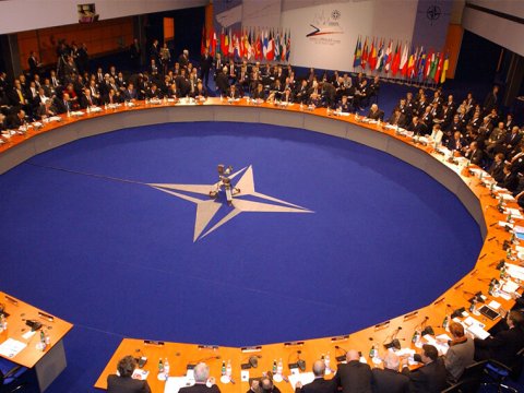 NATO-nun anqlosakson və kontinental qanadları: Alyansdaxili münasibətlər...