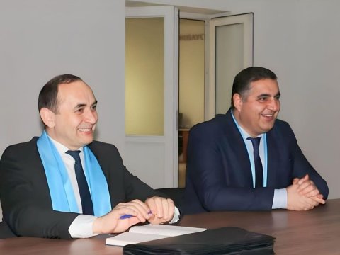 Jurnalist deputatdan YAZDI