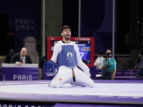 İdmançımız Parisdə çempion oldu