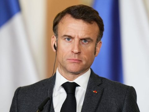 Makrona qarşı impiçment proseduru BAŞLADILDI