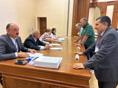 Rekord sayda QHT təmsilçisi seçkiləri müşahidə edir - FOTOLAR