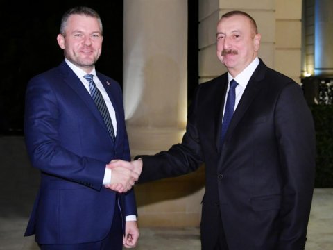 Təbrik məktubu: Azərbaycanla Slovakiya arasında əlaqələr dinamik inkişaf yolundadır