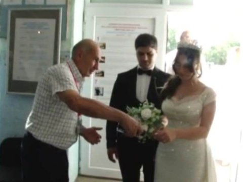 Bu rayonda da bəylə gəlin səs verdi