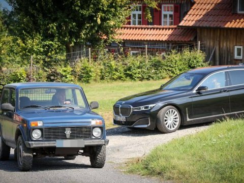 Namizəd seçkilərə "Niva"da GƏLDİ