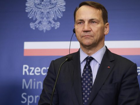 "Ukraynanın qonşuları Rusiya raketlərini sərhədlərinə çatmadan vurmalıdır"