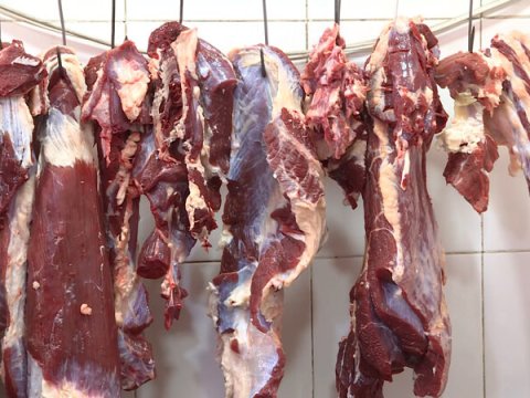 Mal və qoyun əti maya dəyərindən 2-3 dəfə baha satılır