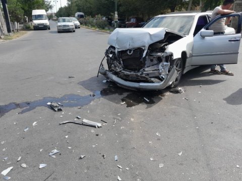 İmişlidə zəncirvari qəza - 4 maşın toqquşdu