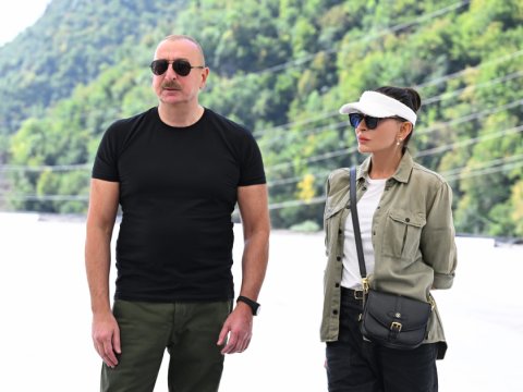 Prezident və xanımının Kəlbəcərə səfərindən FOTOLAR