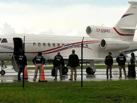 ABŞ Maduronun təyyarəsini ələ keçirdi