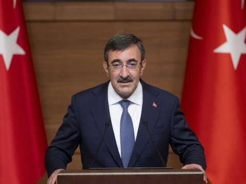 Cevdet Yılmaz İlham Əliyevi TƏBRİK ETDİ&nbsp;