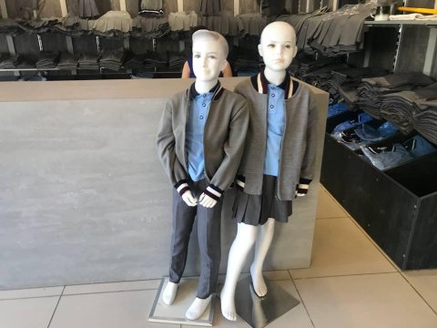 Saxta məktəbli formaları: "2-3 manata görə uşaqların həyatı ilə oynayırlar"