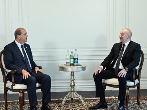 Ersin Tatar İlham Əliyevə ZƏNG ETDİ