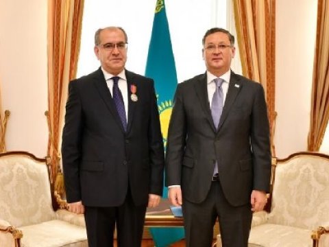 Tokayev erməni səfirə &ldquo;Dostık&rdquo; ordeni verib - XİN başçısı ilə görüş