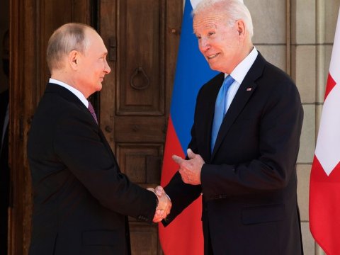 &ldquo;Putin azad xalqın iradəsini qırmağa çalışır&rdquo; - Bayden