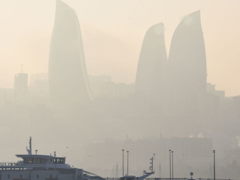 Bakıda tozlu havanın səbəbi nədir?