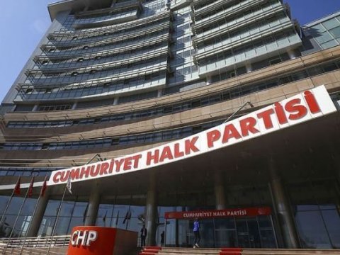CHP-də QURULTAY: Partiya 2028 seçkilərinə hazırlaşır