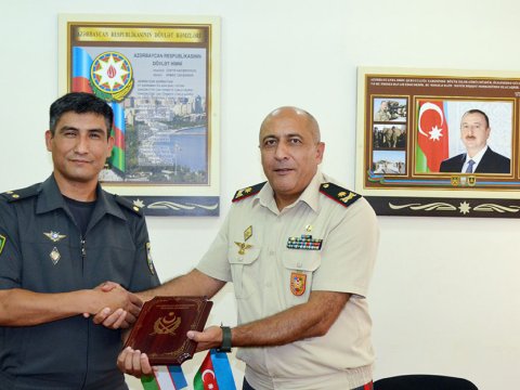 Azərbaycan-Özbəkistan hərbi mütəxəssisləri görüşdülər - FOTO