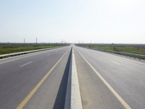 Ələt-Astara yolunda maşınların&nbsp;hərəkəti məhdudlaşdırılır