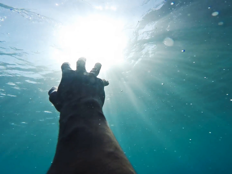 Bərdədə 31 yaşlı kişi kanalda batıb