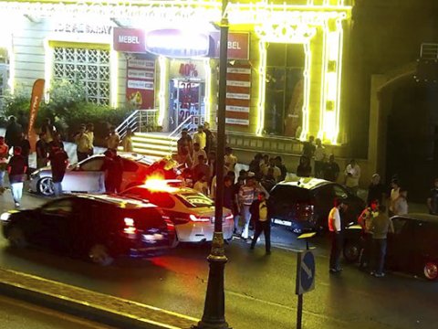 Yasamalda qəza: İşıqfor yararsız hala düşdü - FOTO