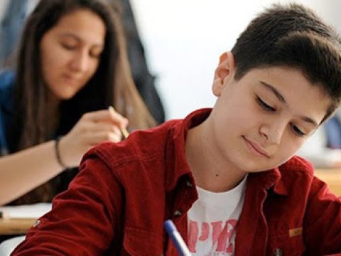 I kurs tələbələrinə verilən vaxt bu gün başa çatır