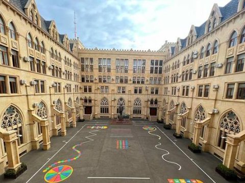 Bakı Oksford Məktəbinin binası 2.47 milyon manat ucuzlaşdırıldı