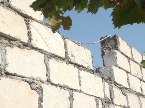 Ağstafada faciə: Ər-arvad hasarın altında qalıb öldü - FOTO