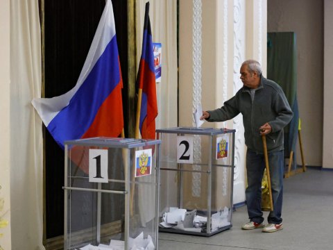 Rusiyada regional seçkilər: Bütün qubernatorlar yerində qaldı...