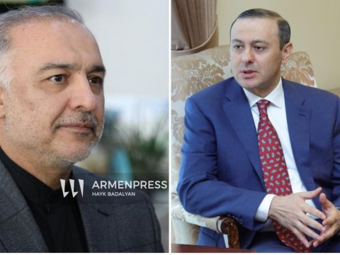 Qriqoryanın İran səfiri ilə müzakirəsi
