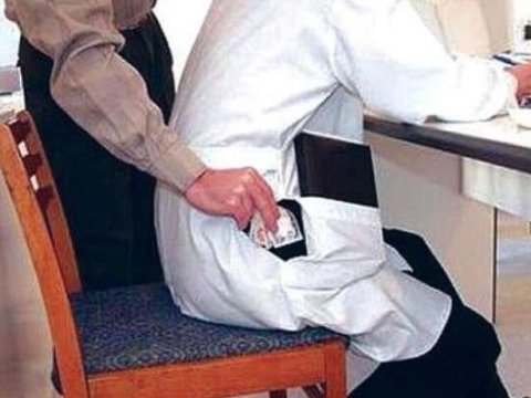 Vətəndaşlara&nbsp;saxta əlillik düzəldən həkimlərə cinayət işi açıldı