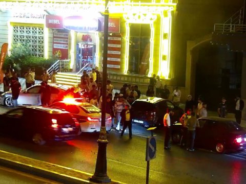 Avtomobil qəzaları nəticəsində 20-dən çox işıqfor sıradan çıxıb