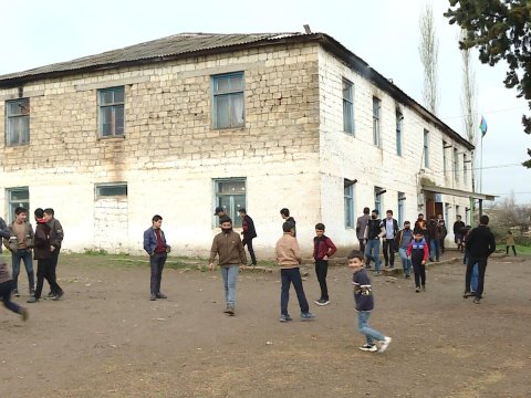 Kəndlərdə 2 min müəllim vakansiyası seçilmədi - Nazir səbəbi AÇIQLADI