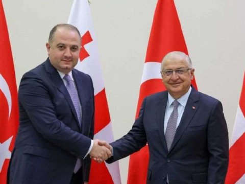 Yaşar Güler gürcüstanlı həmkarı ilə GÖRÜŞÜB