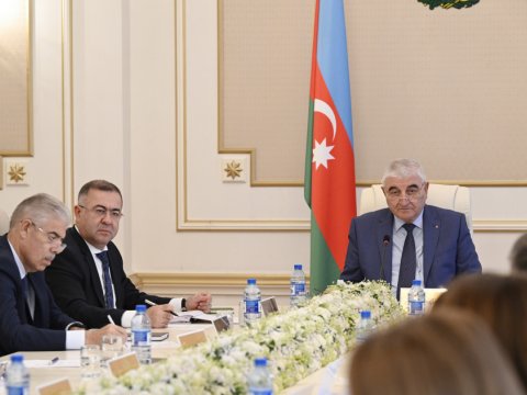 Məzahir Pənahov: "Şikayətlər azdır, çünki seçki normal keçib"