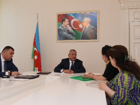 Komitə sədri vətəndaşların növbəti qəbulunu keçirib -&nbsp;FOTOLAR