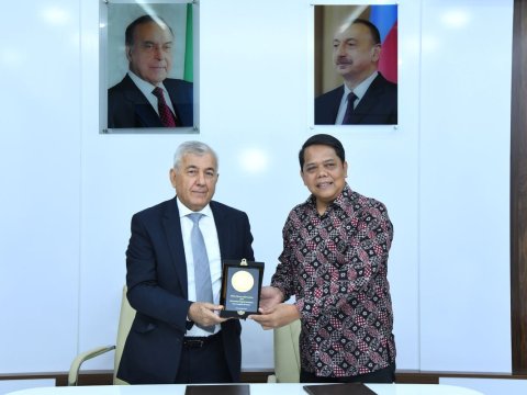 BMU ilə İndoneziyanın dövlət universiteti arasında memorandum imzalandı - FOTO