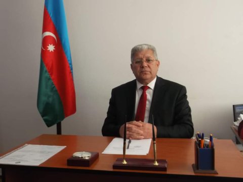 70 yaşlı məktəb direktoru işdən çıxarıldı&nbsp;