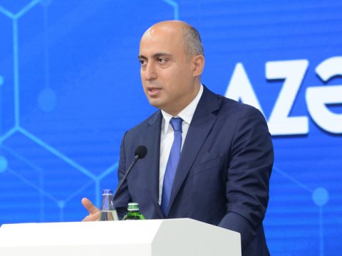Kifayət qədər ictimai müzakirə var, amma içində elm azdır - Emin Əmrullayev
