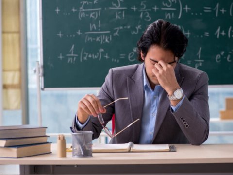 Müəllimlərin iş yerlərini qarşılıqlı dəyişməsi biznesə çevrilib? - AÇIQLAMA