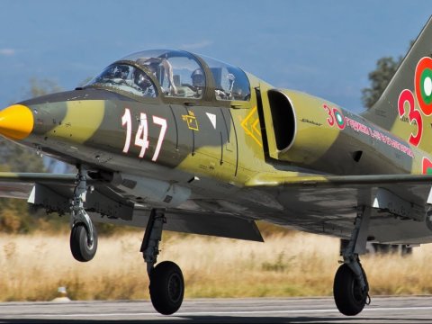 Bolqarıstanda hərbi təyyarə QƏZASI