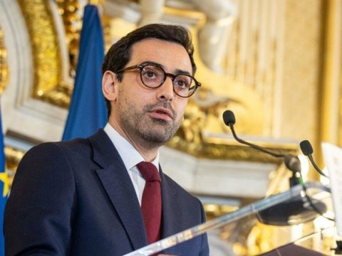 Fransanın XİN başçısı Ermənistana GƏLİR