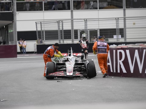 "Formula 2"də beş avtomobil bir-birinə&nbsp;çırpıldı