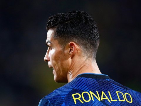 Ronaldu virusa yoluxdu