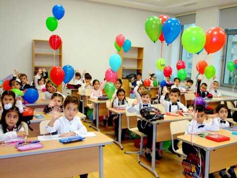 Azərbaycanda ilk dərs GÜNÜDÜR