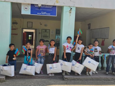 AzInTelecom və AzQAC &ldquo;Məktəbə Qayıdış&rdquo; aksiyası keçirib - FOTO